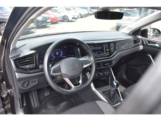 Volkswagen Taigo Life 95pk Camera | Adap.Cruise | Navi by app ActivLease financial lease