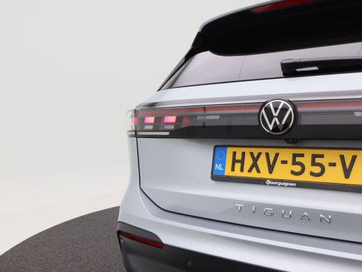 Volkswagen Tiguan 1.5 eHybrid 204 Pk Automaat Life Edition | Full LED | Trekhaak | Navigatie | Winterpakket | Camer... ActivLease financial lease