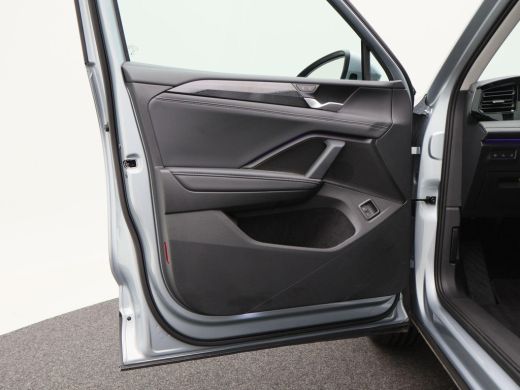 Volkswagen Tiguan 1.5 eHybrid 204 Pk Automaat Life Edition | Full LED | Trekhaak | Navigatie | Winterpakket | Camer... ActivLease financial lease