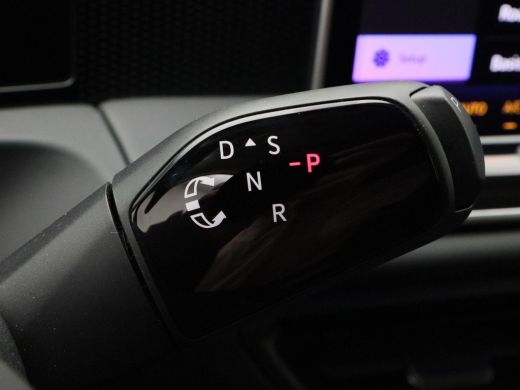 Volkswagen Tiguan 1.5 eHybrid 204 Pk Automaat Life Edition | Full LED | Trekhaak | Navigatie | Winterpakket | Camer... ActivLease financial lease