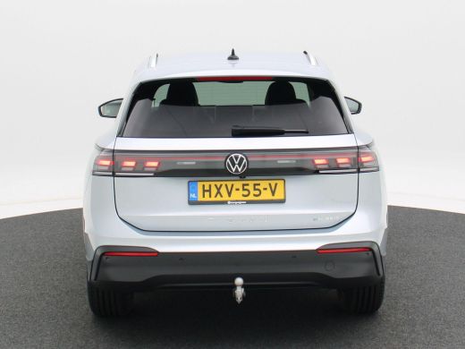 Volkswagen Tiguan 1.5 eHybrid 204 Pk Automaat Life Edition | Full LED | Trekhaak | Navigatie | Winterpakket | Camer... ActivLease financial lease