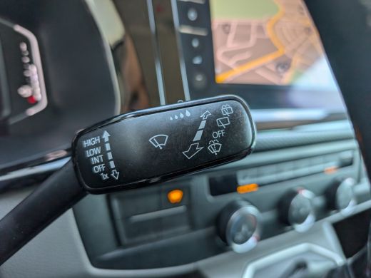 Volkswagen Transporter 2.0 TDI 200pk DSG L2H1 30 Dubbel Cabine Bulli 200pk | Virtual Cockpit | Adaptive Cruise | Leder |... ActivLease financial lease