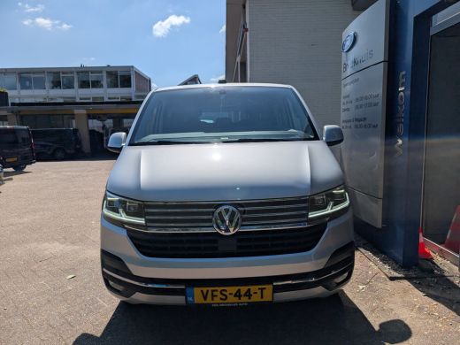 Volkswagen Transporter 2.0 TDI 200pk DSG L2H1 30 Dubbel Cabine Bulli 200pk | Virtual Cockpit | Adaptive Cruise | Leder |... ActivLease financial lease
