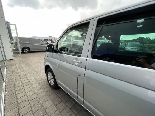 Volkswagen Transporter 2.0 TDI 150PK DSG Caravelle DC Comfortline | Dubbele cabine | Automaat  Prijs excl BTW/BPM grijs ... ActivLease financial lease