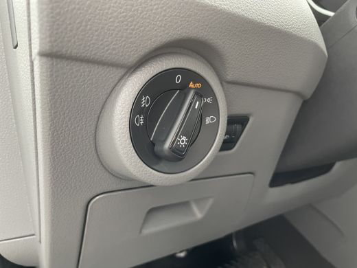 Volkswagen Transporter 2.0 TDI 150PK DSG Caravelle DC Comfortline | Dubbele cabine | Automaat  Prijs excl BTW/BPM grijs ... ActivLease financial lease