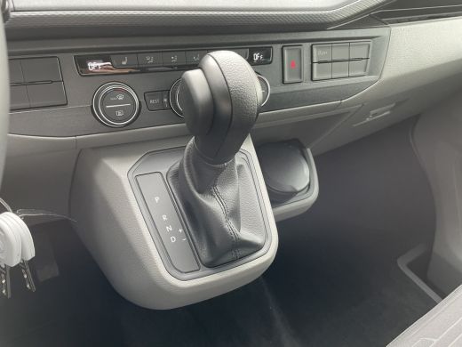 Volkswagen Transporter 2.0 TDI 150PK DSG Caravelle DC Comfortline | Dubbele cabine | Automaat  Prijs excl BTW/BPM grijs ... ActivLease financial lease