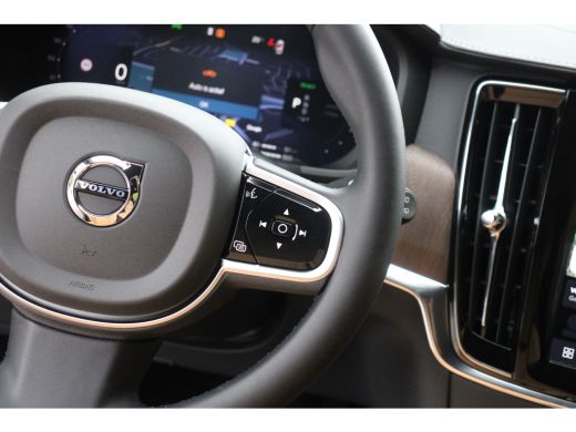 Volvo  V90 2.0 T8 Plug-in hybrid AWD Ultra Dark Executive Edition | Luchtvering | Bowers&Wilkins | Massage |... ActivLease financial lease