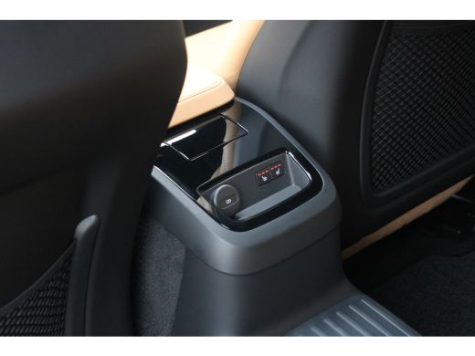 Volvo  V90 2.0 T8 Plug-in hybrid AWD Ultra Dark Executive Edition | Luchtvering | Bowers&Wilkins | Massage |... ActivLease financial lease