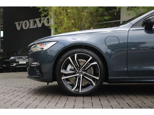 Volvo  V90 2.0 T8 Plug-in hybrid AWD Ultra Dark Executive Edition | Luchtvering | Bowers&Wilkins | Massage |... ActivLease financial lease