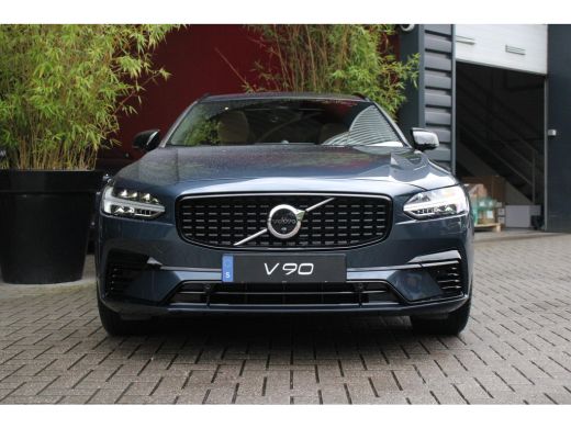 Volvo  V90 2.0 T8 Plug-in hybrid AWD Ultra Dark Executive Edition | Luchtvering | Bowers&Wilkins | Massage |... ActivLease financial lease