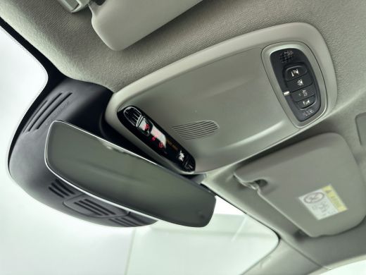 Volvo  XC40 1.5 T4 Recharge Inscription Expression | PDC + Camera | Elektrische achterklep | 19 inch LM | Sto... ActivLease financial lease
