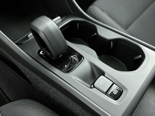 Volvo  XC40 1.5 T4 Recharge Inscription Expression | PDC + Camera | Elektrische achterklep | 19 inch LM | Sto... ActivLease financial lease