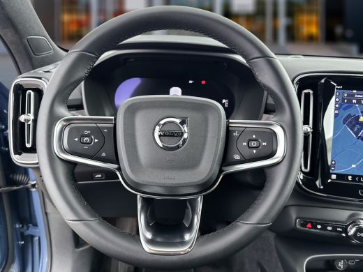 Volvo  XC40 Single Motor Extended Range Core 82 kWh | Leder/Nubuck | Trekhaak | Stoel/stuurverwarming | Warmt... ActivLease financial lease