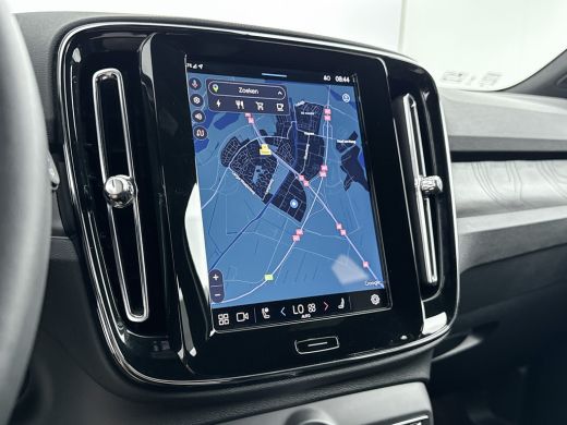Volvo  XC40 Single Motor Extended Range Core 82 kWh | Leder/Nubuck | Trekhaak | Stoel/stuurverwarming | Warmt... ActivLease financial lease