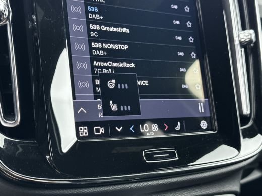 Volvo  XC40 Single Motor Extended Range Core 82 kWh | Leder/Nubuck | Trekhaak | Stoel/stuurverwarming | Warmt... ActivLease financial lease