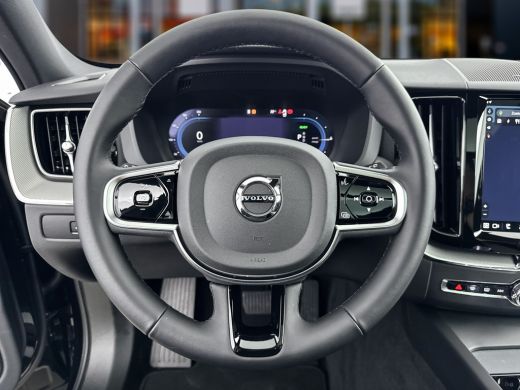Volvo  XC60 T8 Recharge AWD Plus Black Edition | 21" | Head-up | Harman Kardon | 360 Camera | Panoramadak | E... ActivLease financial lease