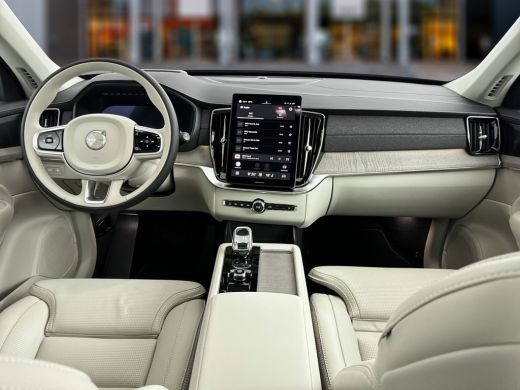 Volvo  XC90 T8 Recharge AWD Ultra Dark | Facelift | 21" | Geventileerd Nappa Leder | Massagestoelen | 360 Cam... ActivLease financial lease