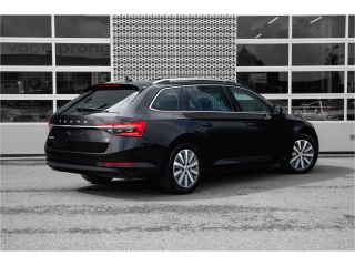 Skoda Superb Combi 1.4 TSI iV Business Edition Plus | Panoramadak | Camera | Adapt. Cruise