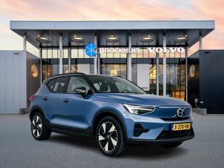 Volvo  XC40 Single Motor Extended Range Core 82 kWh | Leder/Nubuck | Trekhaak | Stoel/stuurverwarming | Warmt...