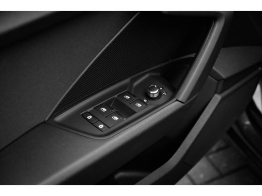 Audi A3 Sportback 30 TFSI advanced edition Achteruitrijcamera | Cruise control | LED-koplampen | Stoelver... ActivLease financial lease