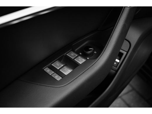 Audi A6 Avant 40 TFSI S edition Competition Elek. stoelen | Camera achter | Sfeerverlichting | Adaptieve ... ActivLease financial lease
