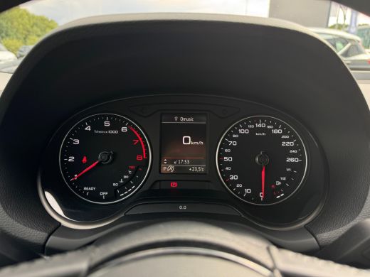 Audi Q2 35 TFSI CoD Design Pro Line | NL-auto! | Full LED | 4-season banden | Climate Control | 18 inch ActivLease financial lease