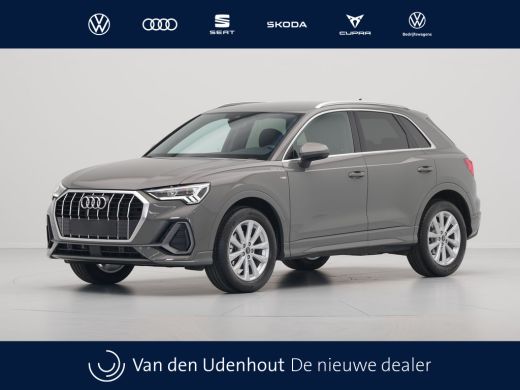 Audi Q3 35 TFSI 150 pk S-Tronic S line edition Trekhaak, Navi, Led, Pdc, Car play Audi Q3 35 TFSI 150 pk S-Tronic S line edition Trekhaak, Navi, Led, Pdc, Car play