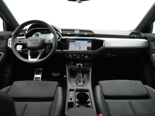 Audi Q3 35 TFSI 150 pk S-Tronic S line edition Trekhaak, Navi, Led, Pdc, Car play ActivLease financial lease