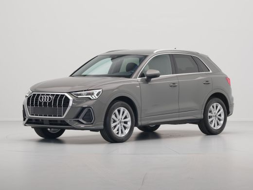 Audi Q3 35 TFSI 150 pk S-Tronic S line edition Trekhaak, Navi, Led, Pdc, Car play ActivLease financial lease