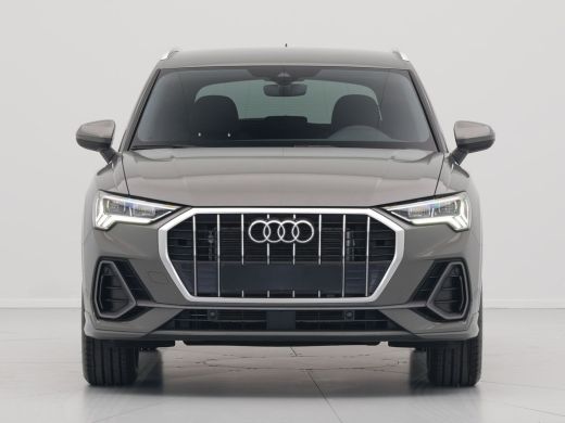 Audi Q3 35 TFSI 150 pk S-Tronic S line edition Trekhaak, Navi, Led, Pdc, Car play ActivLease financial lease