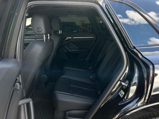 Audi Q3 40 TFSI quattro S Line edition one PANO | CAMERA | ELEKTRISCHE KLEP | VIRTUAL COCKPIT | STOELVERW | ActivLease financial lease