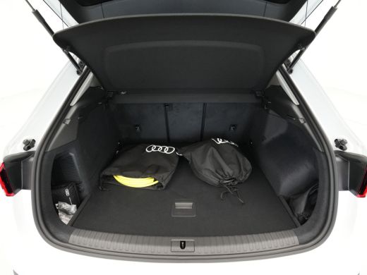 Audi Q3 45 TFSI e 245 pk S-Tronic edition Navi, Camera, Stoelverwarming 58 ActivLease financial lease