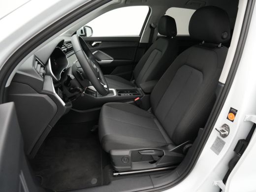 Audi Q3 45 TFSI e 245 pk S-Tronic edition Navi, Camera, Stoelverwarming 58 ActivLease financial lease