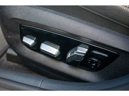 BMW 5 Serie Touring 520i High Executive Edition -Trekhaak-20"-DAB-Leder- ActivLease financial lease