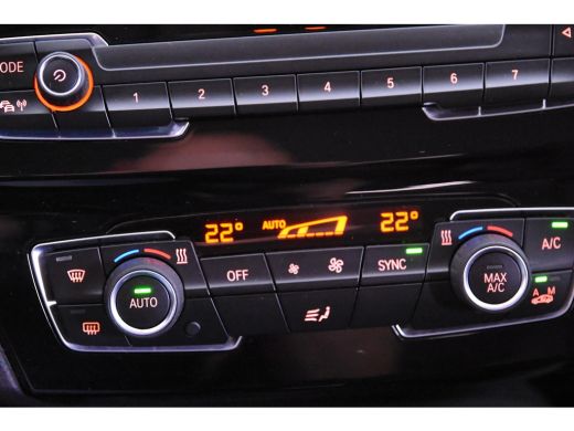 BMW X1 sDrive18i Sport *1ste Eigenaar*Leer*Navigatie* ActivLease financial lease