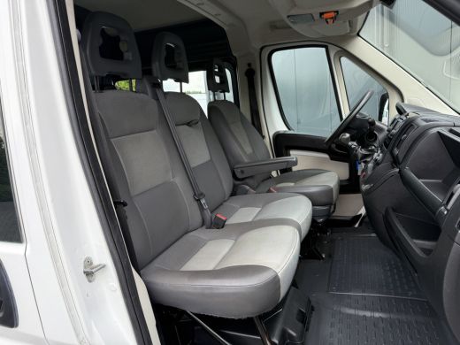 Citroën Jumper 2.2 HDI 131 PK ZWAAR / L2H2 / 1e EIG. / 7-PERS DUBBELE CABINE / AIRCO / 3 TONS TREKHAAK / CAMERA ... ActivLease financial lease