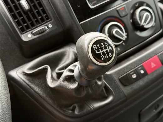 Citroën Jumper 2.2 HDI 131 PK ZWAAR / L2H2 / 1e EIG. / 7-PERS DUBBELE CABINE / AIRCO / 3 TONS TREKHAAK / CAMERA ... ActivLease financial lease
