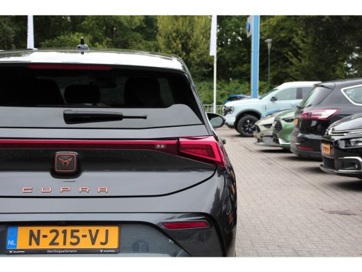 CUPRA Born Performance One 62 kWh | 1 EIGENAAR! | NL-AUTO! | MASSAGE STOEL | STOELVERWARMING | BLIS | DEALER... ActivLease financial lease