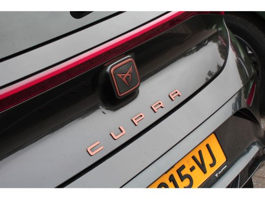 CUPRA Born Performance One 62 kWh | 1 EIGENAAR! | NL-AUTO! | MASSAGE STOEL | STOELVERWARMING | BLIS | DEALER... ActivLease financial lease