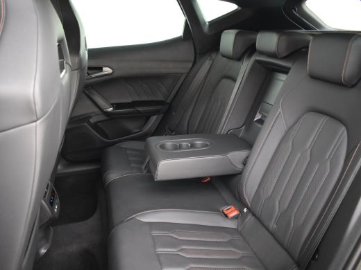 CUPRA Formentor 1.4 TSI e-Hybrid Essential 204pk l Lederen bekleding | Dodehoekdetectie | Navigatie | Parkeersens... ActivLease financial lease