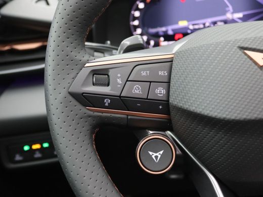 CUPRA Terramar 1.5 TSI e-Hybrid VZ Performance 272PK DSG matrix led, trekhaak, Sennheiser audio, 360gr. camera, ... ActivLease financial lease
