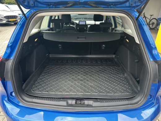 Ford Focus 1.0 125PK Titanium Business | NAVIGATIE| PARKEERSENSOREN V+A| CRUISE CONTROL| KEYLESS ENTRY&START... ActivLease financial lease