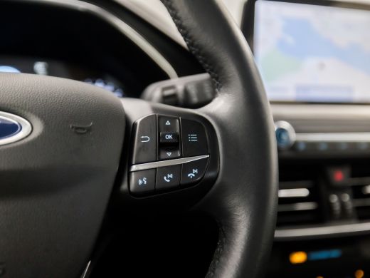 Ford Focus 1.0 EcoBoost Titanium Business Automaat (APPLE CARPLAY, GROOT NAVI, STUUR/STOELVERWARMING, PARKEE... ActivLease financial lease