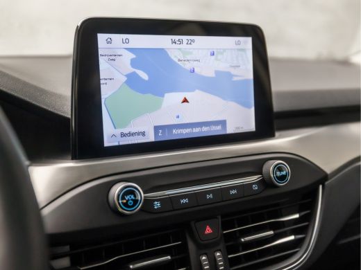 Ford Focus 1.0 EcoBoost Titanium Business Automaat (APPLE CARPLAY, GROOT NAVI, STUUR/STOELVERWARMING, PARKEE... ActivLease financial lease
