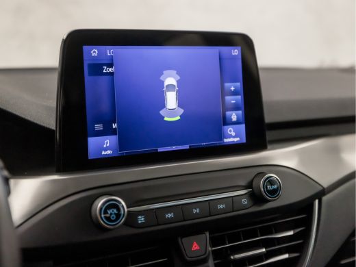 Ford Focus 1.0 EcoBoost Titanium Business Automaat (APPLE CARPLAY, GROOT NAVI, STUUR/STOELVERWARMING, PARKEE... ActivLease financial lease