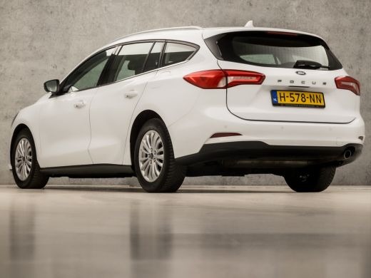Ford Focus 1.0 EcoBoost Titanium Business Automaat (APPLE CARPLAY, GROOT NAVI, STUUR/STOELVERWARMING, PARKEE... ActivLease financial lease