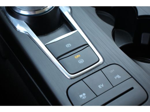 Ford Kuga 2.5 PHEV TITANIUM | NL-AUTO! | 1EIGENAAR! | CAMERA | ADAPTIVE CRUISE | DODE HOEK | AFN TREKHAAK |... ActivLease financial lease
