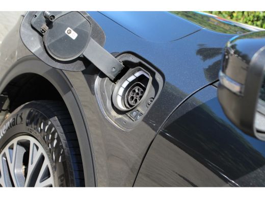 Ford Kuga 2.5 PHEV TITANIUM | NL-AUTO! | 1EIGENAAR! | CAMERA | ADAPTIVE CRUISE | DODE HOEK | AFN TREKHAAK |... ActivLease financial lease