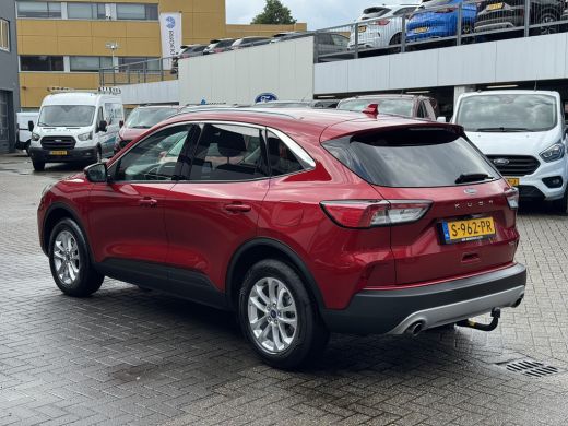 Ford Kuga 2.5 PHEV Titanium | Trekhaak | Stuur/stoel/voorruit verwarming | Apple Carplay/Android Auto Camer... ActivLease financial lease