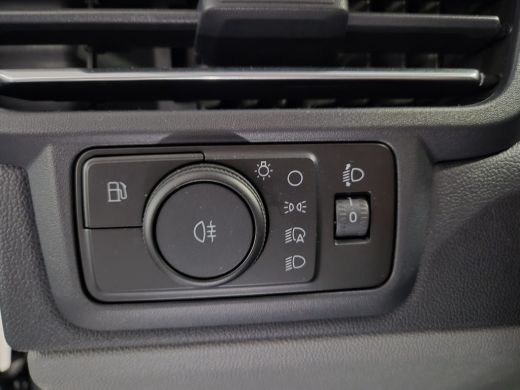 Ford Transit Custom 320 L2 233pk Black Platinum DC Rijklaar excl. BTW incl. BPM 0,99% FL ActivLease financial lease